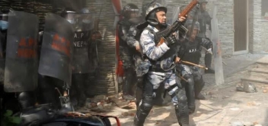 لە نیپاڵ پۆلیس تەقە لە خۆپیشاندەران دەکات و بەهۆیەوە ١٤ کەس کوژراون