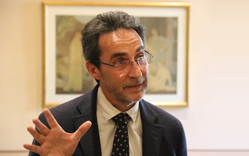 پڕۆفیسۆر فێران ڕێكێخۆ  سەرۆكی گروپی توێژینەوەی سیاسیی ئیسپانیا بۆ گوڵان:     نابێت پرسی سەربەخۆیی وەك تابۆ، یان كارێكی دژەدیموكراسی سەیر بكرێت، كوردیش دەتوانێت ئەم ڕێگەچارەیە بگرێتەبەر