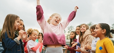 لە ساڵوەگەڕی ڕۆژی جیهانیی كچاندا  داوا دەكرێت گرنگی زیاتریان پێبدرێت