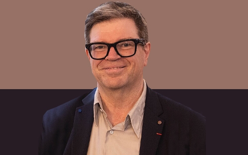 پڕۆفیسۆر یان لێكۆن   یەكێك لە زانا گەورەكانی «ئای تی» لەسەر ئاستی جیهان بۆ گوڵان:     گەورەترین پێشكەوتنەكانی دەیەی داهاتوو لە زیرەكیی دەستكرددا دەگاتە ئەو ئاستەی بیر بكاتەوە، پلان دابنێت و بە بەردەوامی زۆر زیاتر لە مرۆڤ فێر بێت