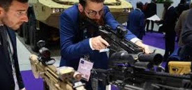 افتتاح معرض الأسلحة في لندن بمشاركة إسرائيل