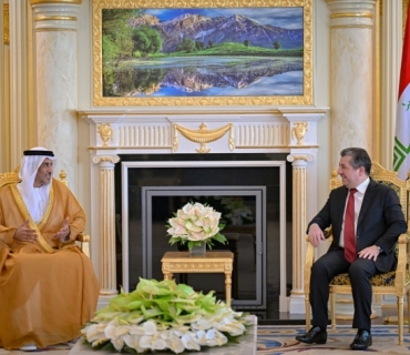 سه‌رۆكى حکوومەتی هه‌رێمى كوردستان، پێشوازی له‌ سه‌عيد مبارك ئه‌لهاجرى، وه‌زيرى ده‌وڵه‌ت و نێرده‌ى تايبه‌تى ئيمارات بۆ كاروبارى ئابوورى بۆ هه‌رێمى كوردستان و شاندێكى ياوه‌رى كرد