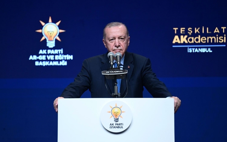 Erdogan: Ji vê pêvajoyê paşdegavavêtin nîne