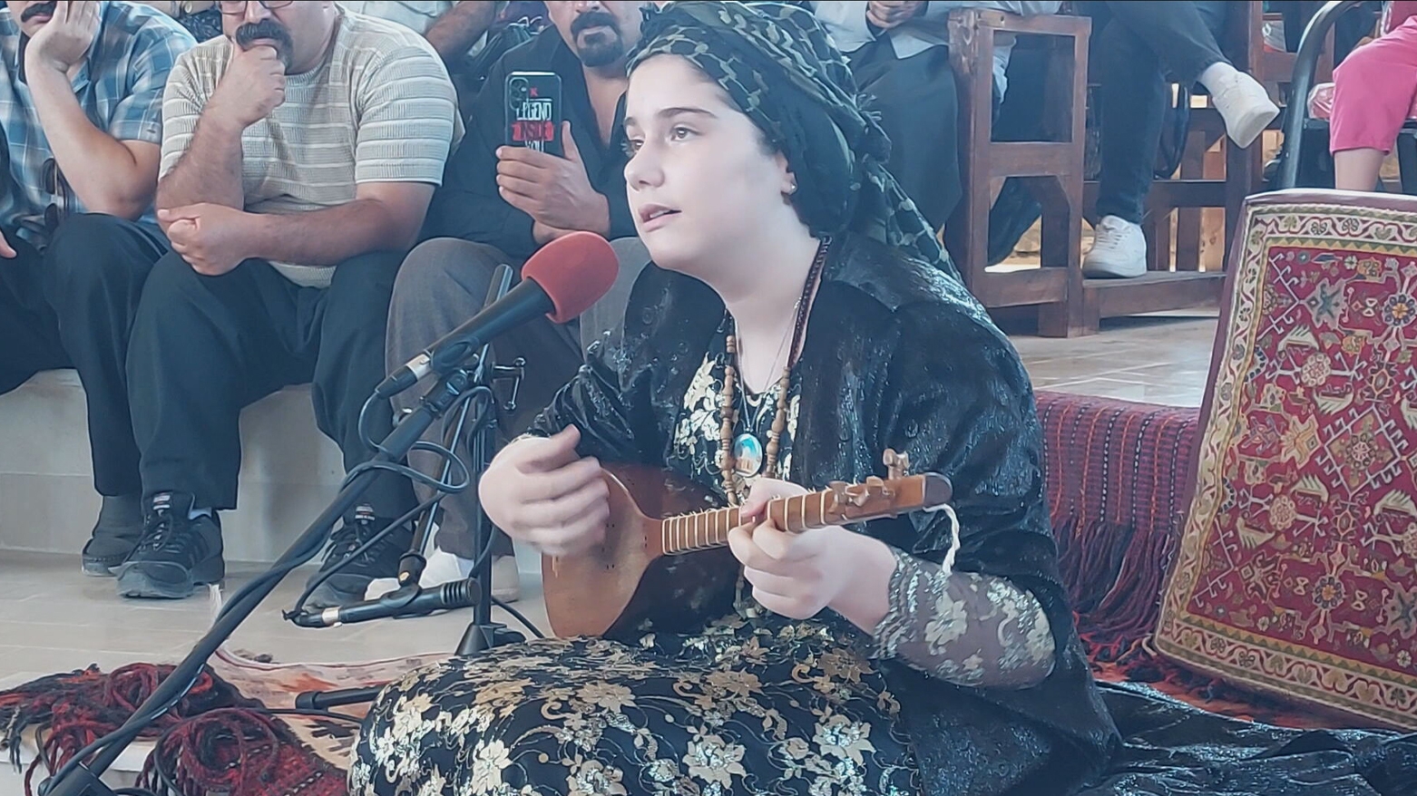 Li Kirmanşanê Festîvala 9emîn a Tembûrê dest pê kir