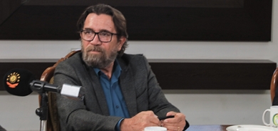 تاریق ئاكرەیی  هونەرمەندی شانۆكار و سینەماكار:     لەهەر وڵاتێكدا هونەر پشتگوێ خرا و هونەرمەندان پەراوێز خران، ئاكامی زۆر خراپ بە دوای خۆیدا دەهێنێت