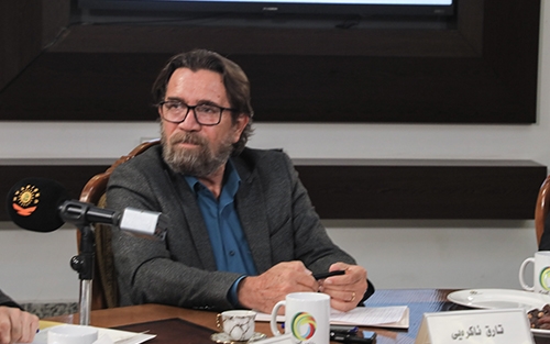 تاریق ئاكرەیی  هونەرمەندی شانۆكار و سینەماكار:     لەهەر وڵاتێكدا هونەر پشتگوێ خرا و هونەرمەندان پەراوێز خران، ئاكامی زۆر خراپ بە دوای خۆیدا دەهێنێت