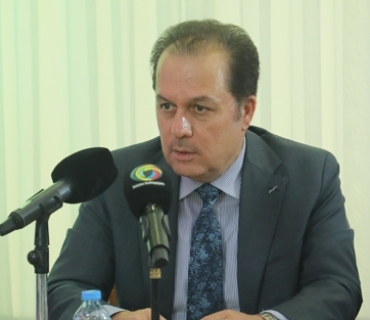 د.سالار عوسمان  بەرپرسی بەشی ڕۆشنبیری و  ڕاگەیاندنی پارتی دیموكراتی كوردستان ، هونەری چارەسەركردنی كێشەكانی كۆمەڵگە بونیادنانەوەی متمانە و ڕاستگۆییە لە ناو گفتوگۆی كراوەدا