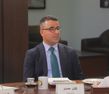 شڤان حەمدی ئەندامی بازنەی گفتوگۆ:     هونەری كوردی لە هەموو بوارەكانیدا هاوشێوەی زمانەكەمان بە بارێكی قورس و سەختدا تێدەپەڕێت