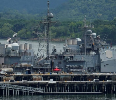 هەوڵەکانی ئەمریکا بۆ کەمکردنەوەی بوونی چین لە بەندەرە گەورەکانی جیهان