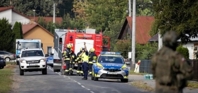 Zelenskyy Pleads for Air Defenses as Russian Strikes Intensify; Poland Warns of Readiness for War