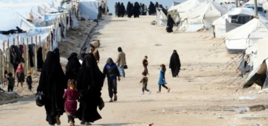 Fransayê 13 jin û zarokên xwe ji kampên Rojavayê Kurdistanê vegerandin