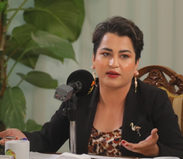 سەبری عەبدی  ئەكتەر و دەرهێنەر لە بواری سینەما و شانۆ:     سینەما هونەرێكە كە دەتوانیت لە ڕێگەیەوە برینەكان و مێژووی گەلەكەت و ڕووداوە ڕاستەقینەكانی پیشان بدەیت