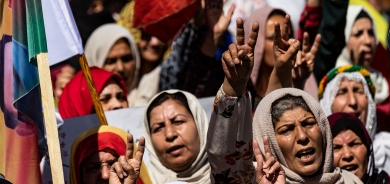 Li Qamişloyê xwenîşandanek ji bo daxwazkirina nenavendîtiyê hat kirin