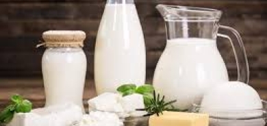 الحليب كامل الدسم أم خالي الدسم: أيهما أفضل لصحة القلب؟