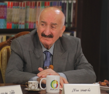 ئەحمەد سالار هونەرمەندو شانۆكاری گەورەی كورد: گەورەیی و بێهاوتایی گەلی كورد ئەوەیە زمانێكە پڕ لە ژیان، ئەدەبێكی پڕشكۆ و هونەرێكە پڕ لە گیان