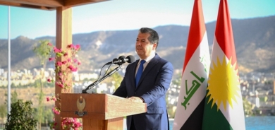 رئيس الحكومة خلال افتتاحه متنزّه 