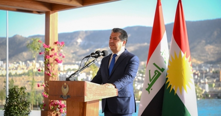 رئيس الحكومة خلال افتتاحه متنزّه 