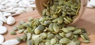 هل يؤدي تناول بذور اليقطين في المساء لتحسين جودة نومك؟