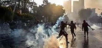 خۆپیشاندانی کرێکاران و خوێندکاران لە ئەندۆنیزیا بەردەوامە