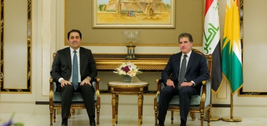 انتخابات تشرين وعلاقة بغداد وأربيل على طاولة نيجيرفان بارزاني والمندلاوي