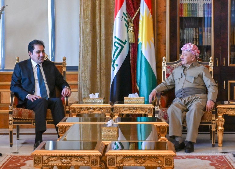 لە سەلاحەدین سەرۆک مەسعود بارزانی پێشوازی لە شاندێکی ئیئتیلافی ئەساسی عێراقی بە سەرۆکایەتی موحسن مەندەلاوی کرد.