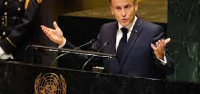 ماكرون يحذّر من أن يسود العلاقات الدولية مبدأ «البقاء للأقوى»