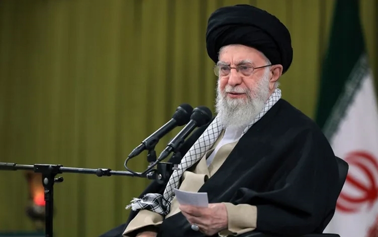 Xamineyî: Ti sûda gotûbêja bi Amerîkayê re nîne