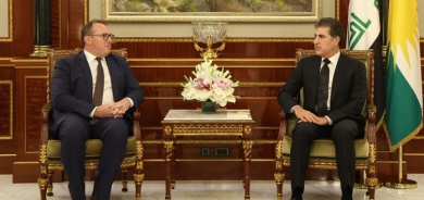 سه‌رۆكى هه‌رێمى كوردستان نێچيرڤان بارزانى له‌گه‌ڵ هەڵسووڕێنەری باڵیۆزخانەی ئەمەریكا كۆبووه‌وه‌