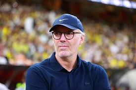 الاتحاد يبدأ البحث عن مدرب لخلافة الفرنسي بلان