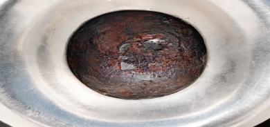 دیمەنە سەیرەكان، بەردە ڕەشەكەی كەعبە