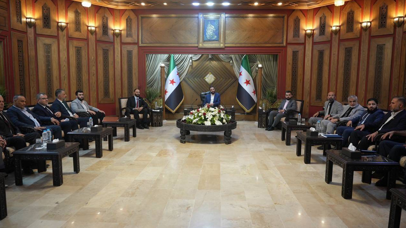 Rêvebirê Efrînê li gel Ehmed Şera mijara zimanê kurdî gotûbêj dike