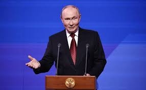 بوتين: روسيا تنتصر في «المعركة العادلة» بأوكرانيا