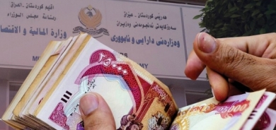 لشهر تموز.. بغداد تمول رواتب موظفي ومتقاعدي إقليم كوردستان