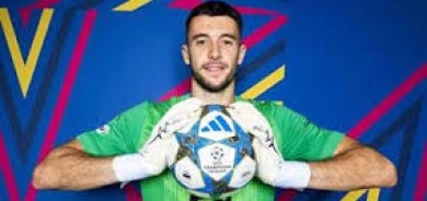 باريس يفقد نصف قوته أمام البارسا