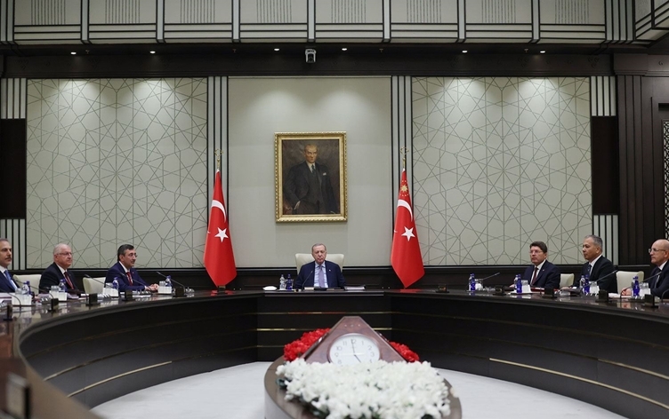 Rojeva Lijneya Ewlehiyê ya Tirkiyeyê 'Sûriye, Îraq û PKK' bûn