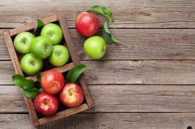 التفاح الأخضر أم الأحمر: أيهما أكثر صحة؟