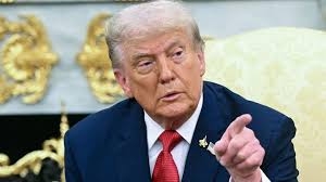 ترمب لـ«حماس»: مساء الأحد أو الجحيم