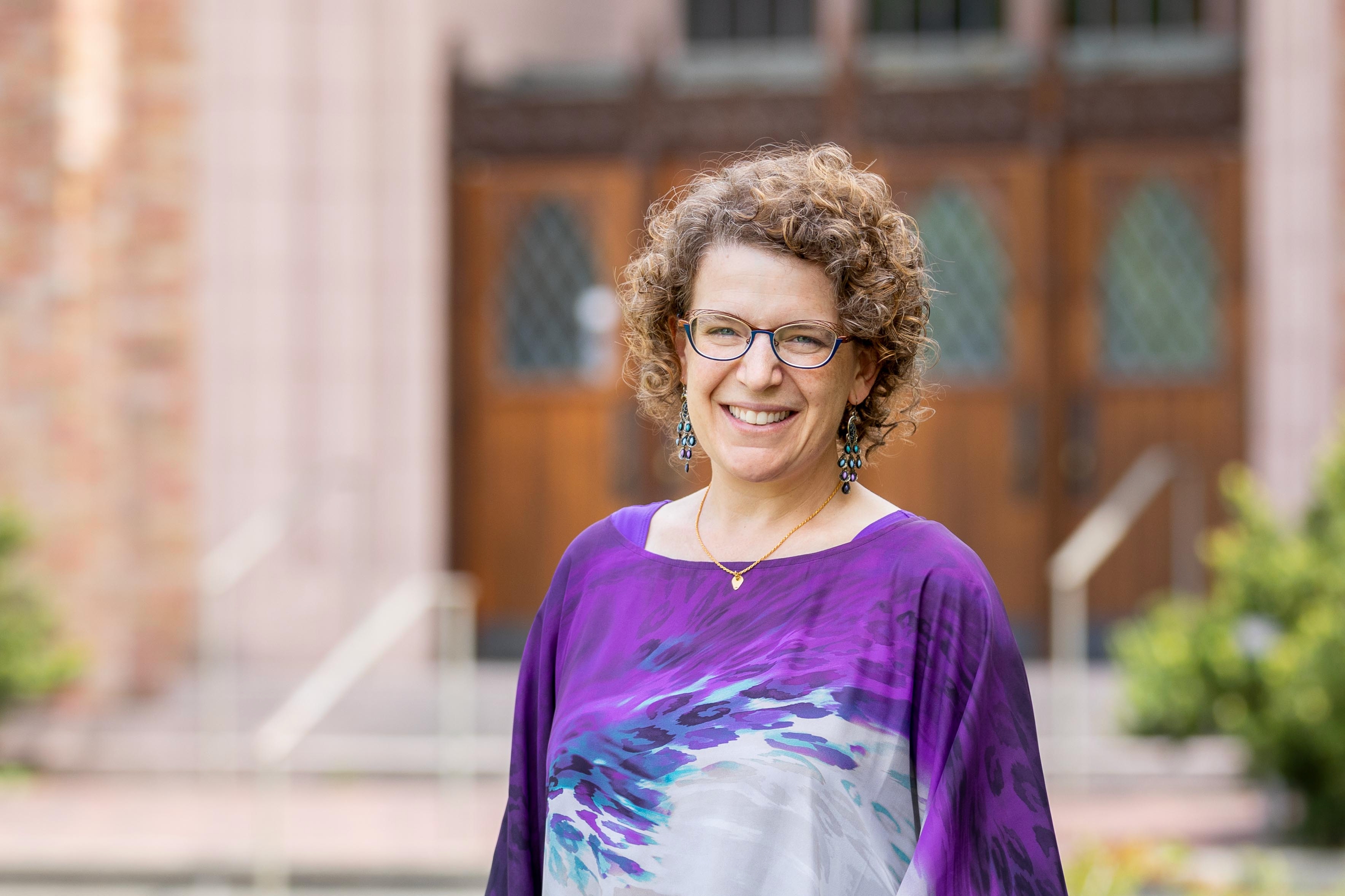 Emily M. Bender: Artificial Intelligence’ Isn’t a Tool — It’s an Ideology Opposed to Community, Connection, Equity, and Sustainability