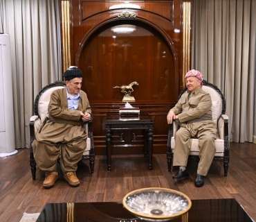 سەرۆك مسعود بارزانی لە پیرمام پێشوازی لە بەڕێز محەمەدی حاجی مەحمود سەرۆکی پارتی سۆسیال دیموکراتی کوردستان کرد.