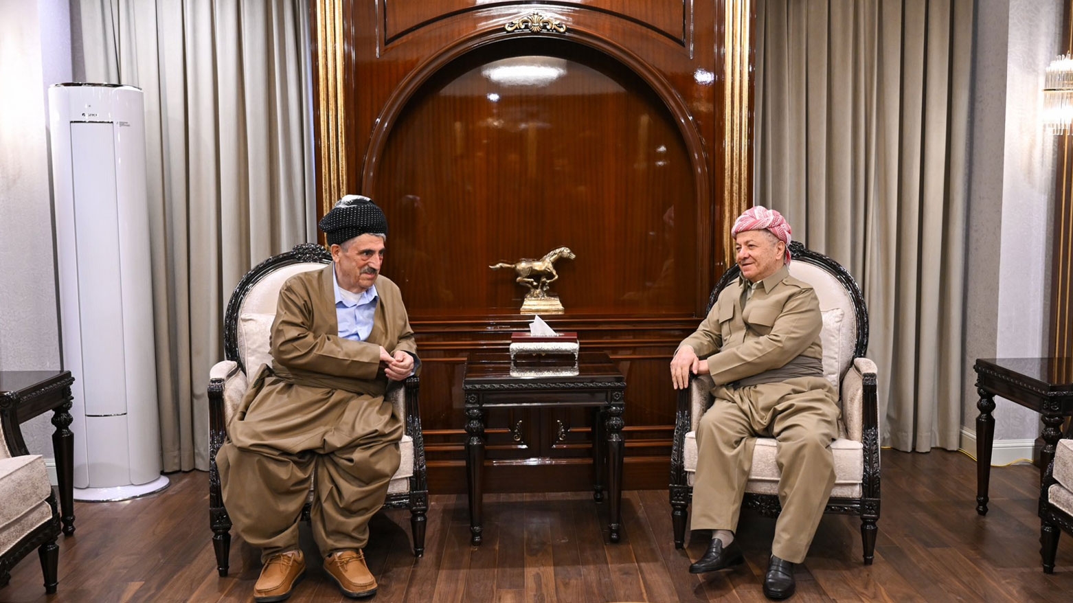 الرئيس بارزاني يستقبل رئيس الحزب الاشتراكي الديمقراطي الكوردستاني محمد حاجي محمود