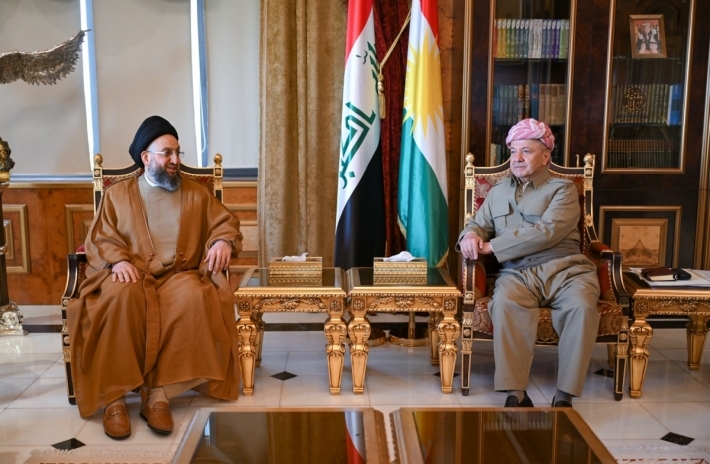 لە پیرمام سەرۆك مسعود بارزانی پێشوازی لە بەڕێز سەید عەممار حەکیم سەرۆکی ڕەوتی حیکمەی نیشتمانی و شاندی یاوەری کرد.