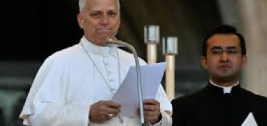 البابا يدعم تصريحات مسؤول رفيع في الفاتيكان عن «مجزرة» في غزة