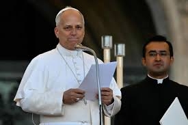 البابا يدعم تصريحات مسؤول رفيع في الفاتيكان عن «مجزرة» في غزة