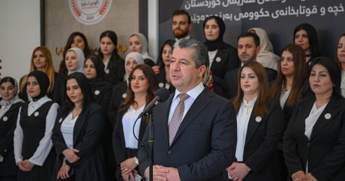 رئيس الحكومة: سنواصل مسيرة تطوير قطاع التربية والتعليم