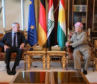 لە پیرمام سەرۆك مەسعود بارزانی پێشوازی لە بەڕێز دانیێل كرێبەر باڵیۆزی نوێی ئەڵمانیا لە عێراق و شاندێكی یاوەری كرد.