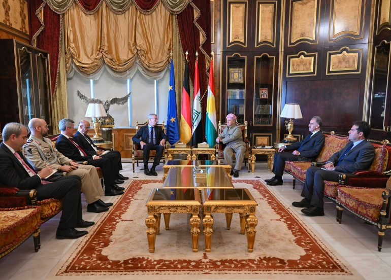 لە پیرمام سەرۆك مەسعود بارزانی پێشوازی لە بەڕێز دانیێل كرێبەر باڵیۆزی نوێی ئەڵمانیا لە عێراق و شاندێكی یاوەری كرد.