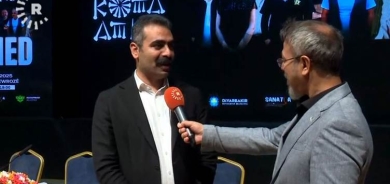 Koma Amed piştî 30 salan vedigere û ‘Kulîlkên Azadiyê’ li Amedê dibişkivin