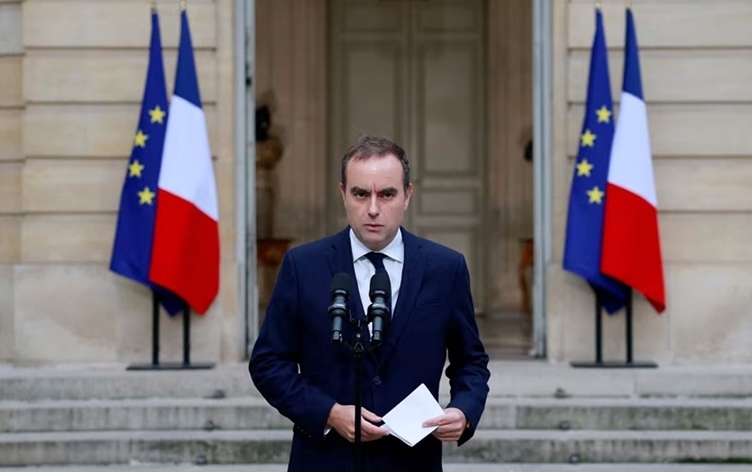 Li Fransayê qeyrana siyasî: Lecornu dîsa bû serokwezîr lê rastgir wî naxwazin