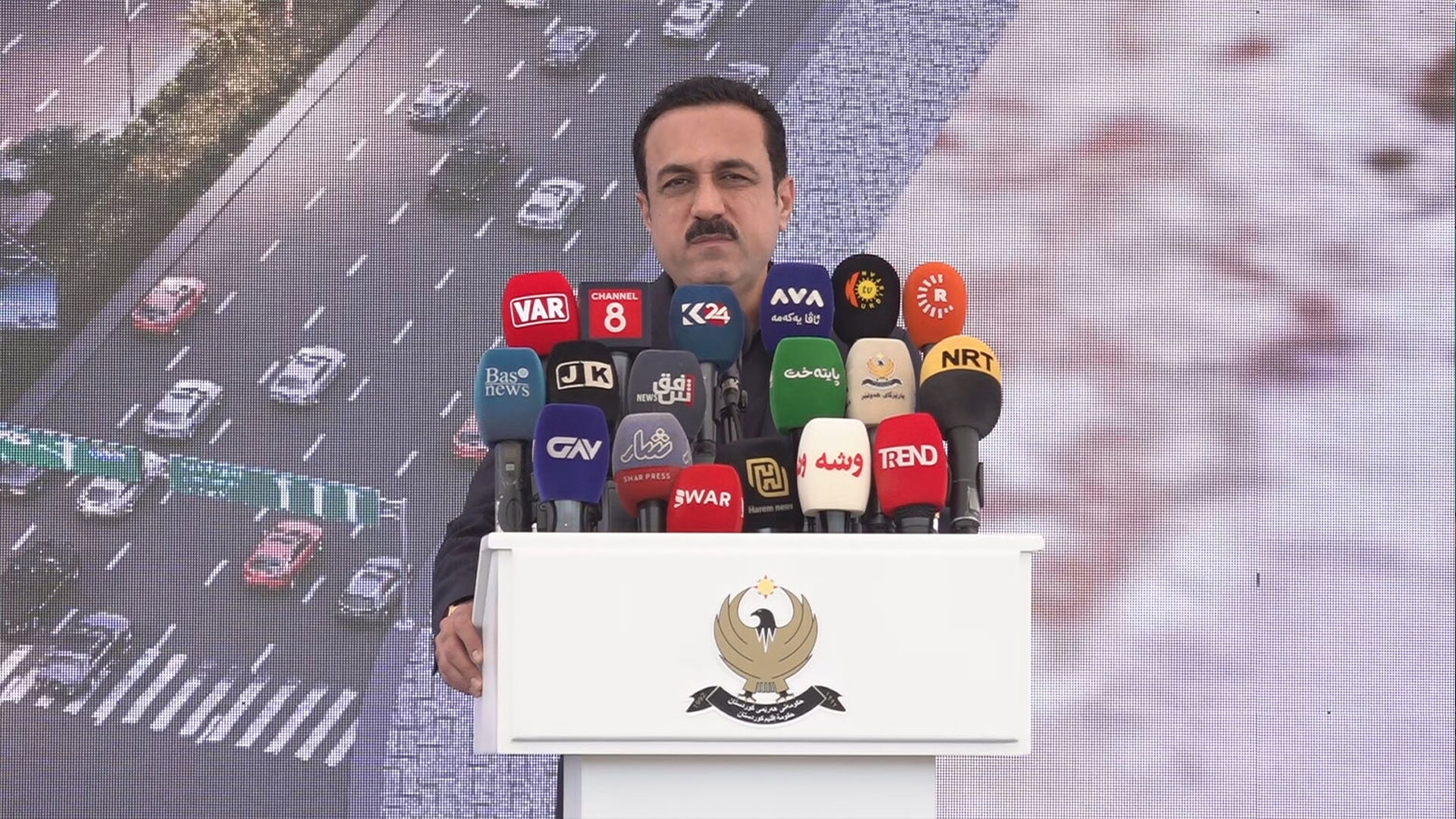 محافظ أربيل: طريق 60 متري الجديد سيخفف الازدحام المروري على طريقي أربيل - شقلاوة وبحركة