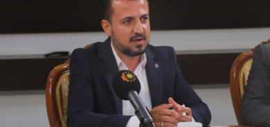 د.محەمەد حەمەغەریب  بڕیاردەری بەشی شوێنەوار لە زانكۆی سەڵاحەددین:     لە كردنەوەی كۆدەكانی شوێنەوار و دووبارە بەكارهێنانەوەی بۆ بونیادنانی ناسنامەی نەتەوەییمان سەركەوتوو نەبووین